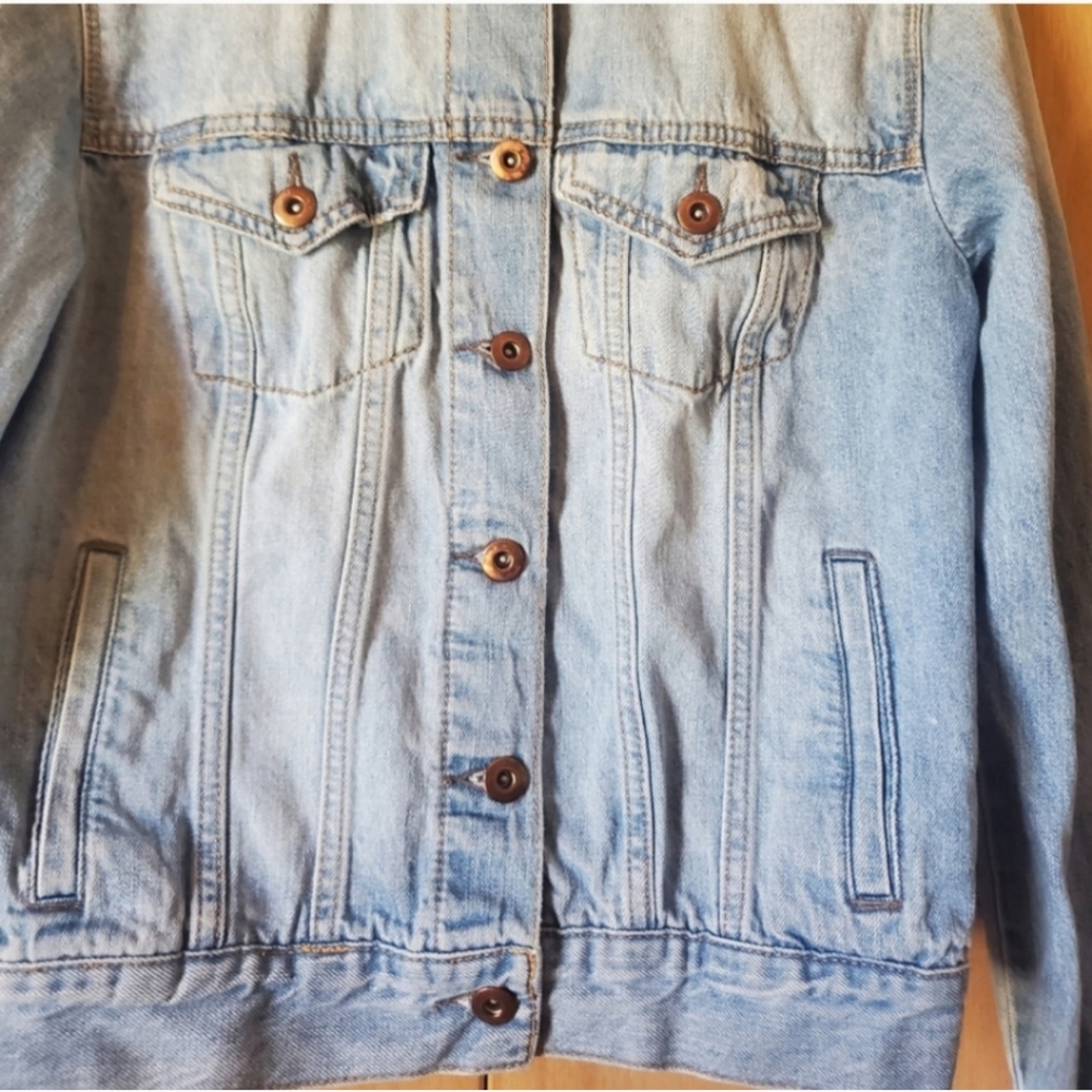 Jean Jacket - Picture 3 of 4